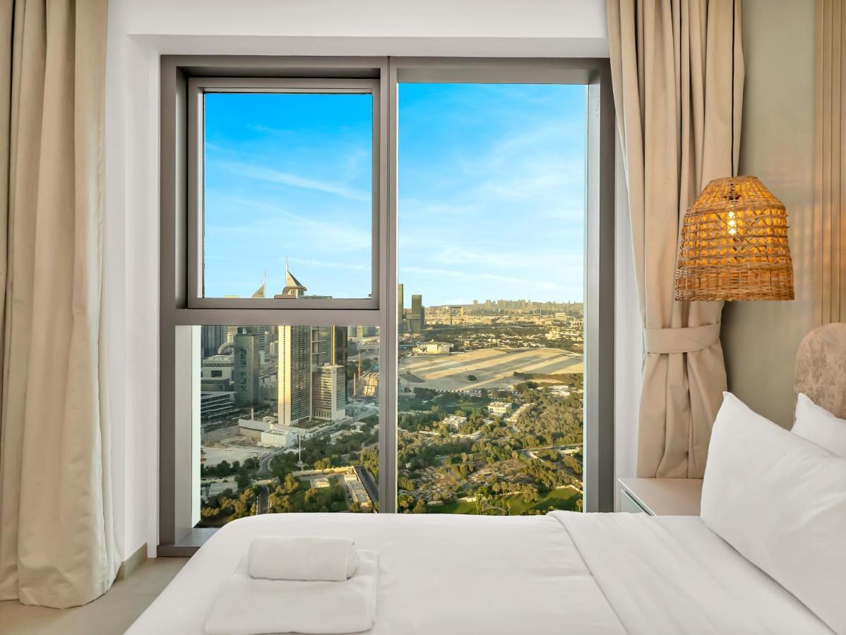 Royal Vista - Luxury 2BR Apartment at Downtown Views II - Downtown - 2