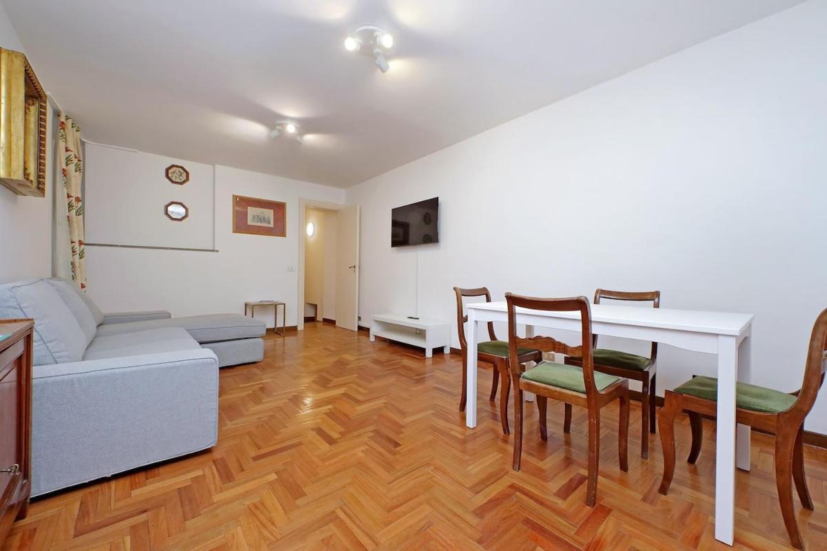 Pantheon Apartment Rondanini