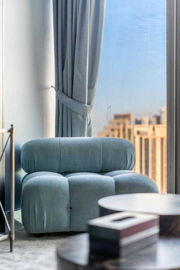 Stunning Burj Khalifa View 5 Star Hotel Amenities - 3