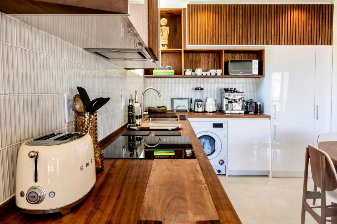 Elyra - Stylish, central and secure 2 bedroom apartment with ACs and work setup - 5