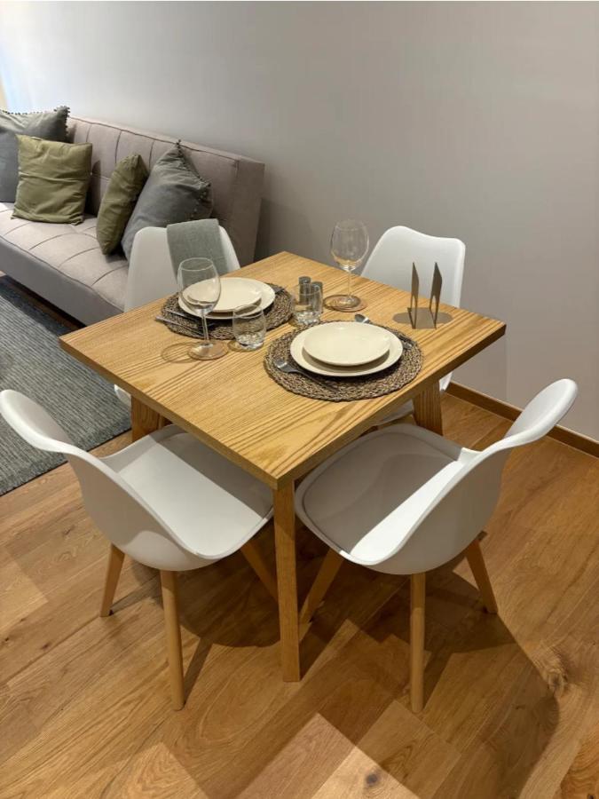 F205 - 1BDR - 1BTh - 4