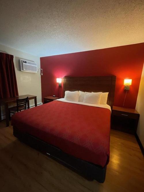 Bldg. 560, High Desert Inn — photo 9