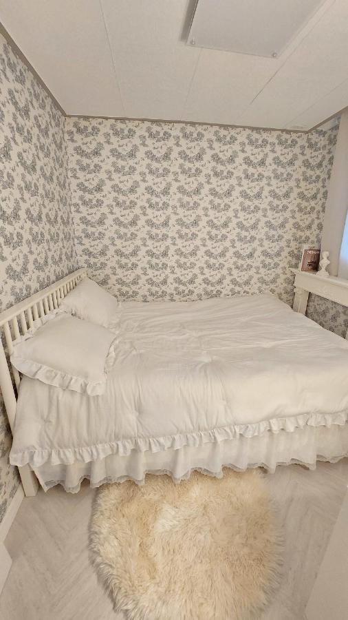 Arti stay #5 - Open Special price - 2 room - Pet Friendly - Party Room - Sillim Station - Danggok Station - Market Adjacent - 3people - 5