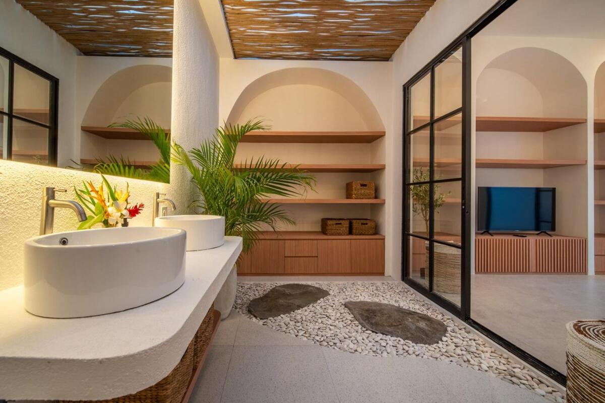 NEWLY BUILT! 1BR Villa Fire, Yasmin - Uluwatu - 3