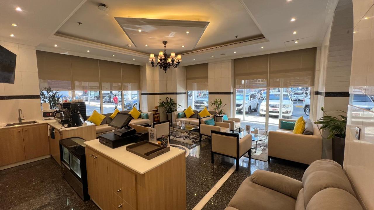 Uptown Hotel Apartments Abu Dhabi by Gewan - 4