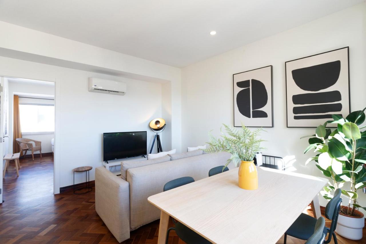 Green Wine Affair by Misha's Place 6B - 3