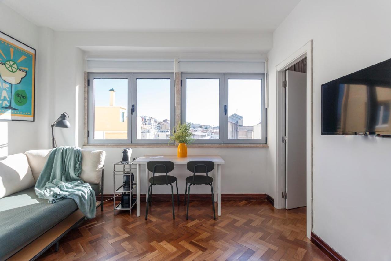 Margarita's Day in Lisbon - by Misha's Place 2C - 4