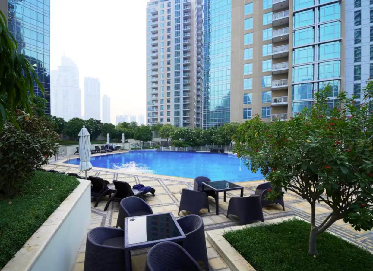 WonderfulStay at The Residences - Best Burj Khalifa & Fountain View - Brand New Luxury Apartments - 4