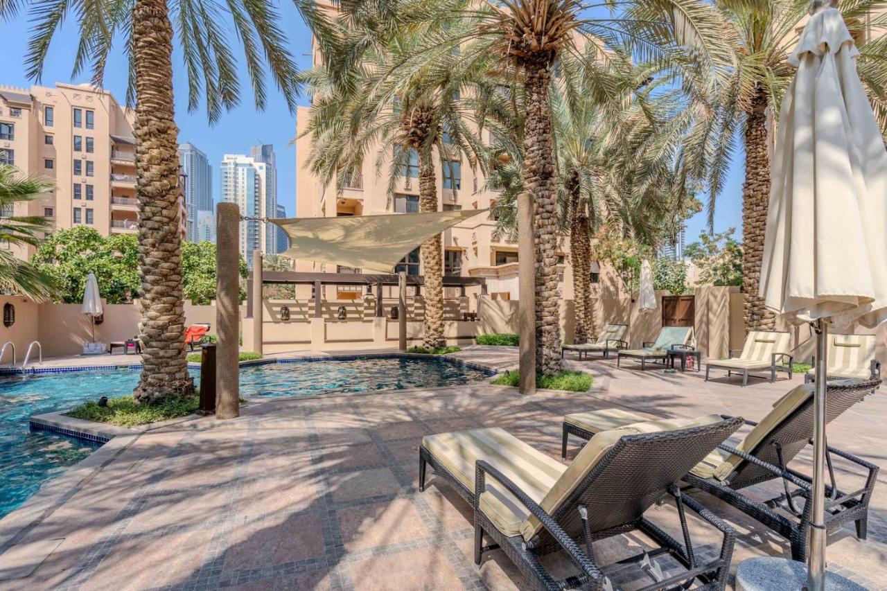 GuestReady - Downtown oasis with Burj Khalifa view - 4