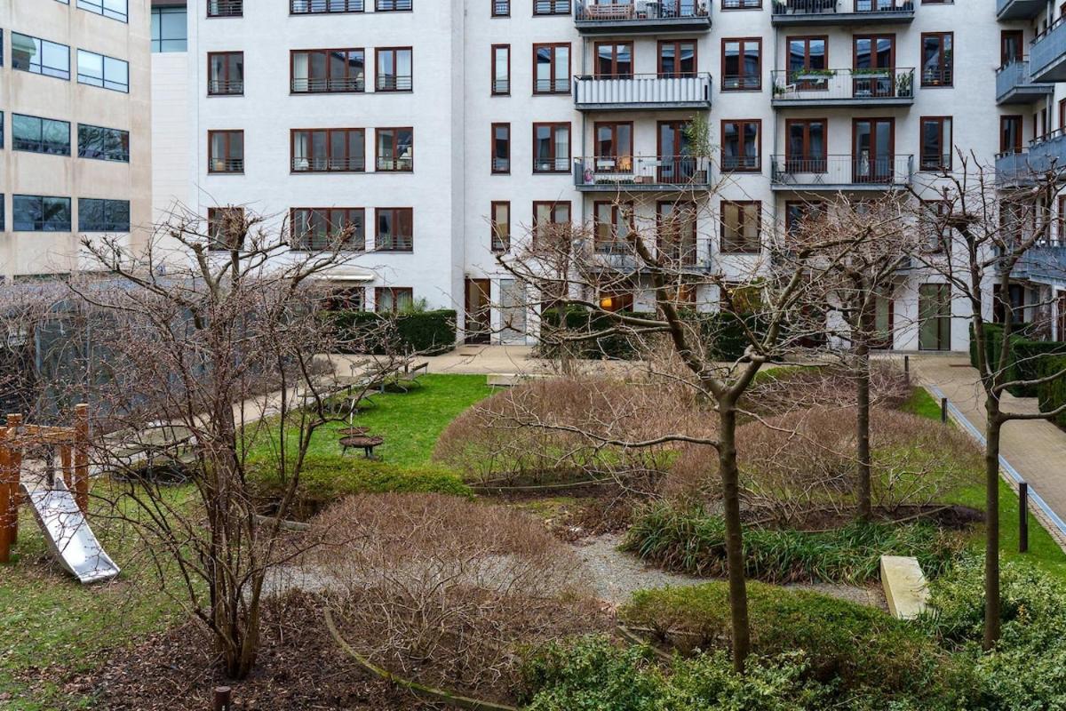 Spacious Canal-View Apartment Near Metro in Christianshavn - 2