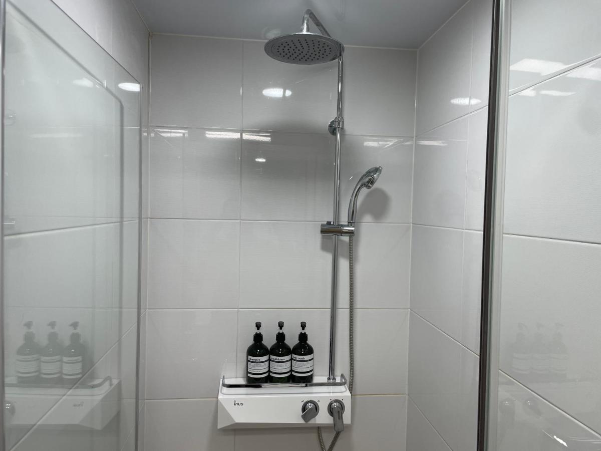 THE SHARE Myeongdong High Floor & Free GYM #Subway station 3min #Myeongdong 10min - 3