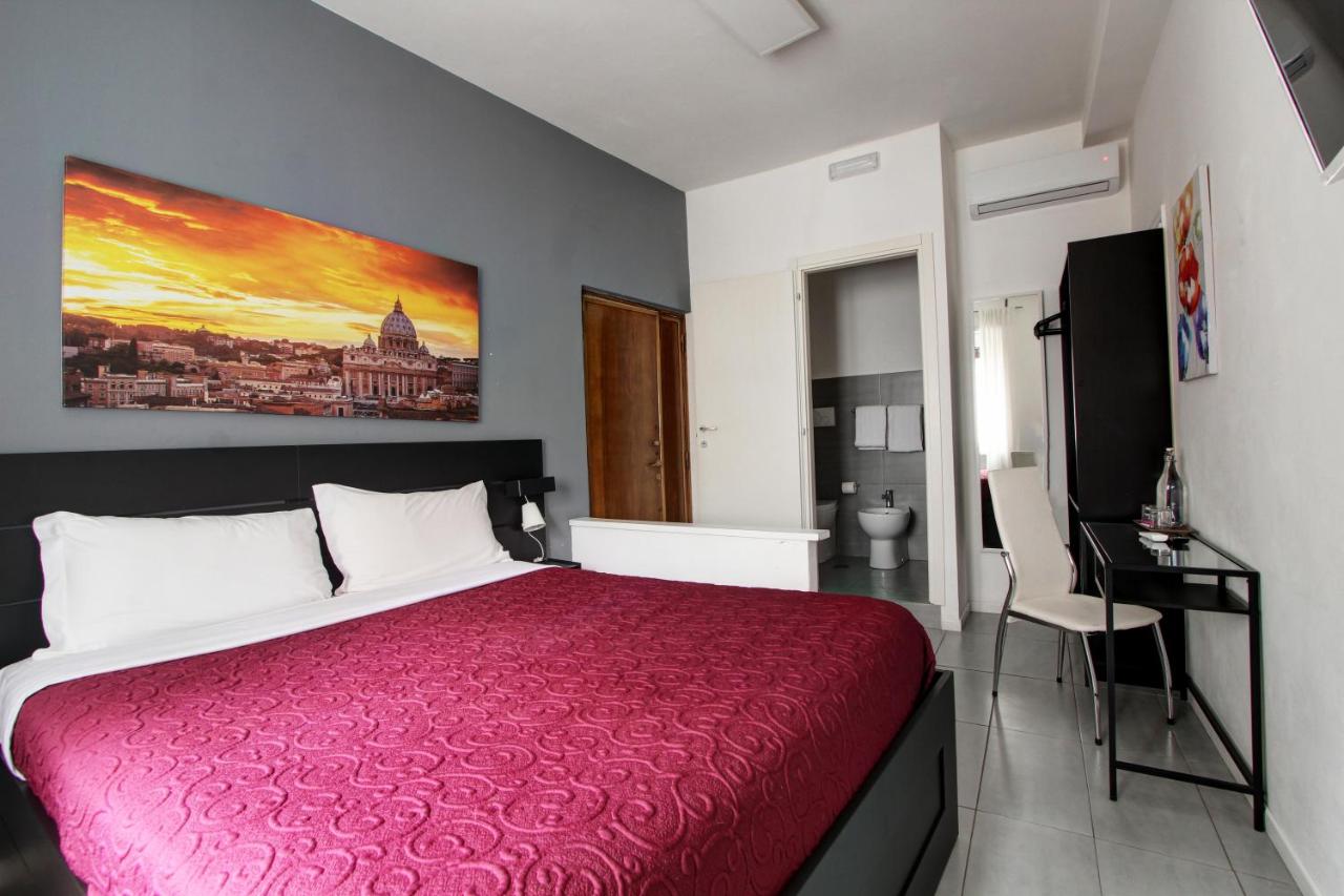 Vatican Central Suites - 5