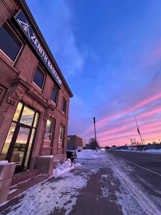 Image: Zenith Basecamp