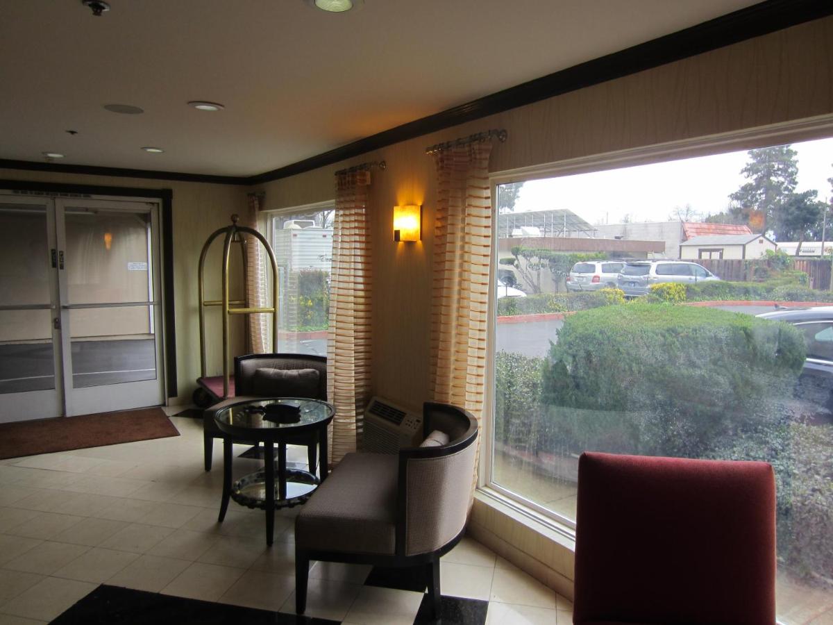 Cherry Orchard Inn — photo 22