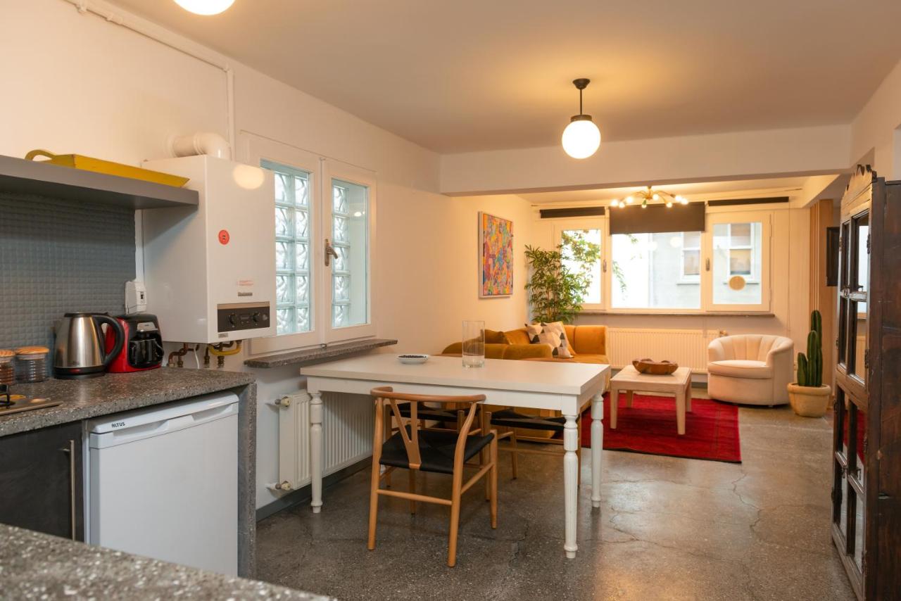 Mayer Tatarbey Apartments - 4