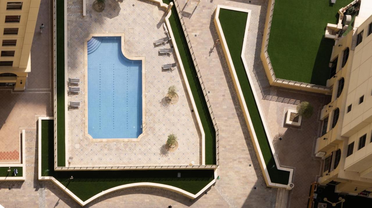 Daniels 1BR at Sadaf JBR - 4