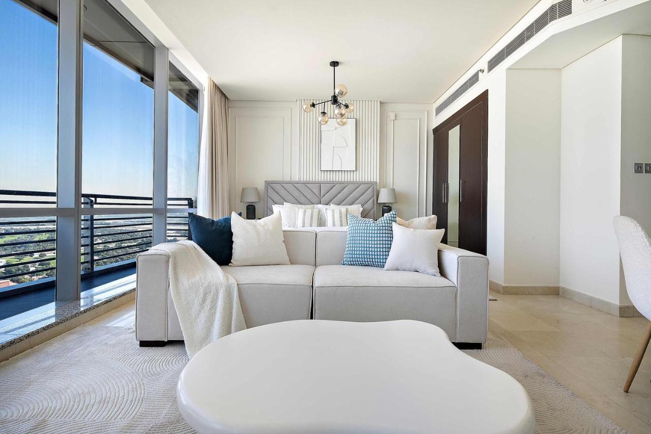 Silkhaus Vacation Homes Gallery Studio at Sky Gardens in Heart of DIFC - 4