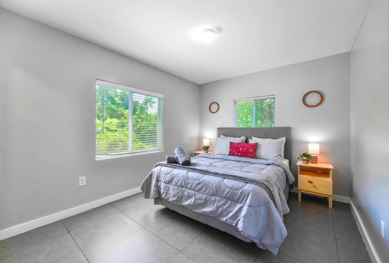 Comfy & Spacious Duplex w Top Amenities! - 3