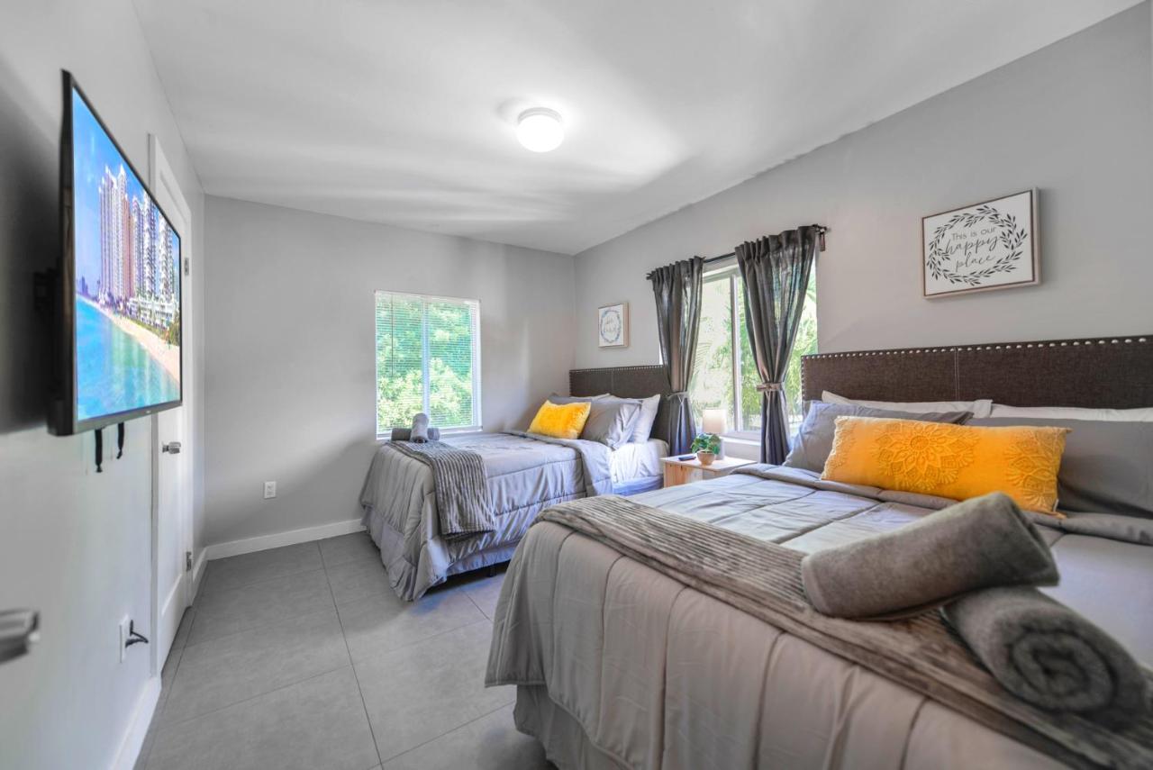 Comfy & Spacious Duplex w Top Amenities! - 2