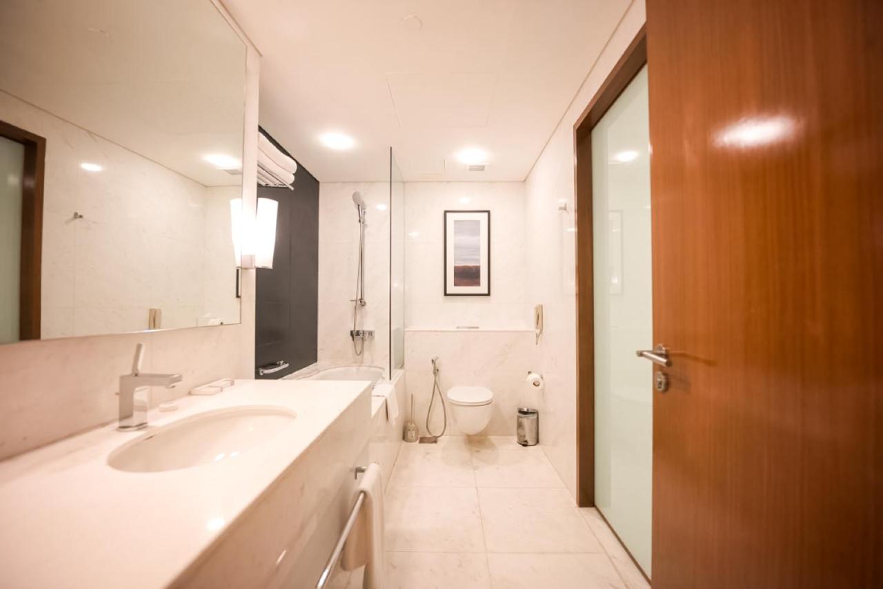 FAHH Stunning 1 BHK at Address Dubai Mall - 3