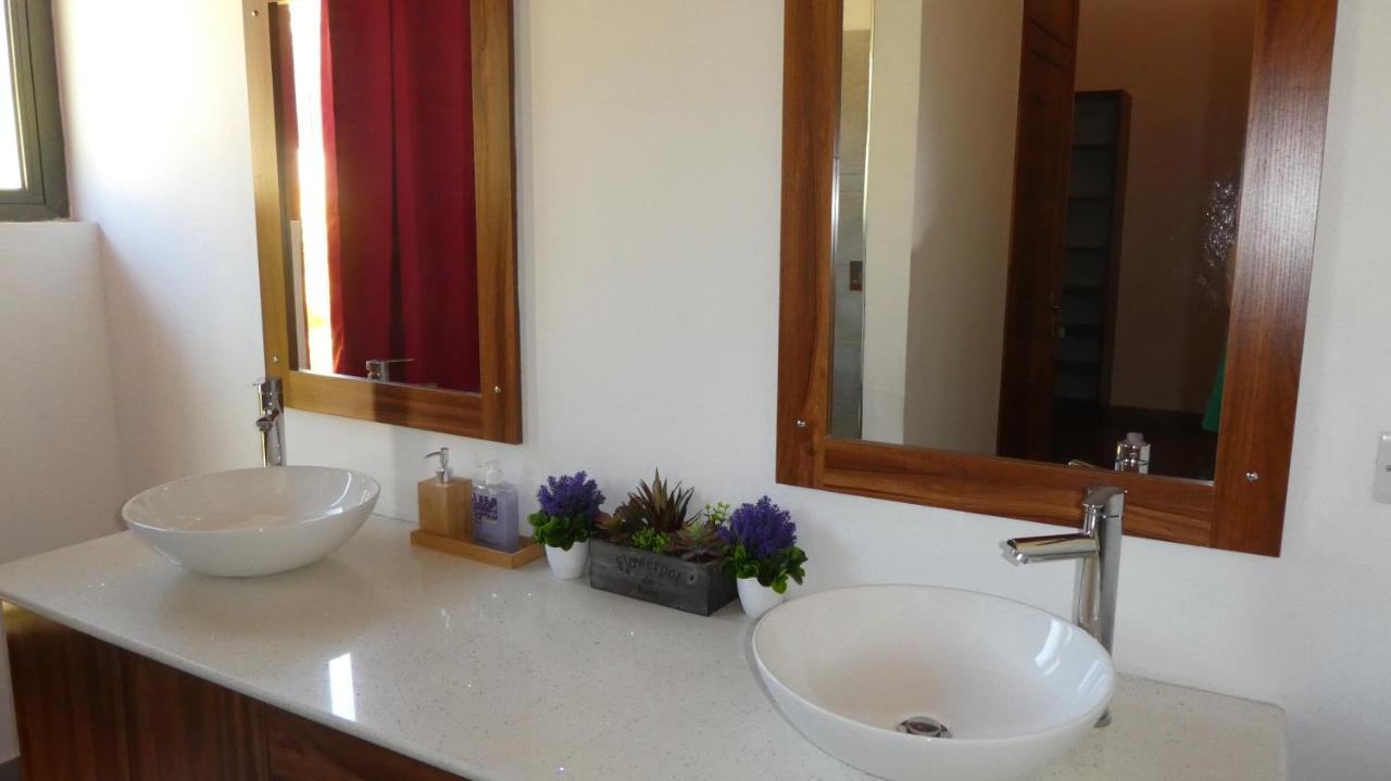 VILLA LE DAUPHIN DU LAGON BLEU - PEREYBERE - GRAND BAIE - 3