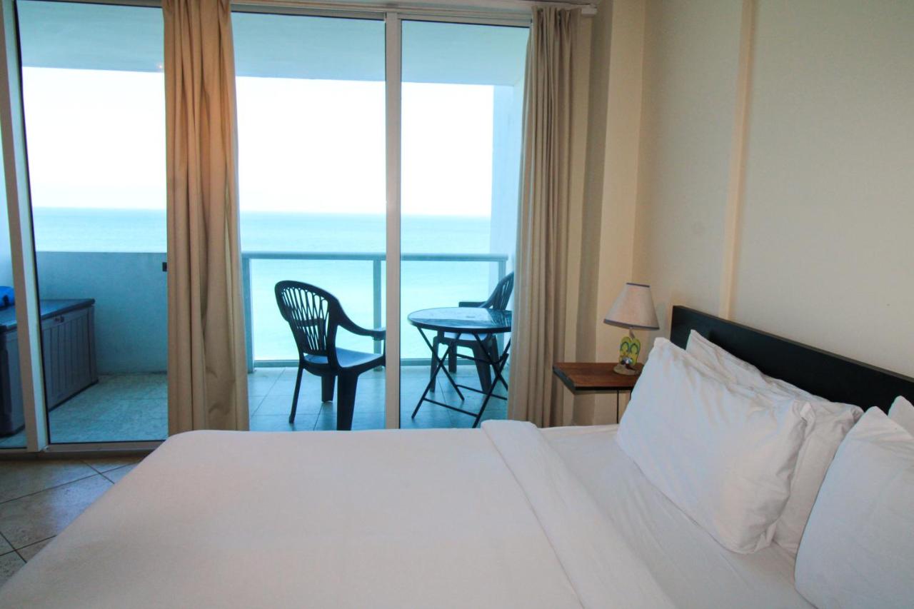 Castle 830 OceanView Balcony Studio, Pool, Tennis, Free Parking - 2