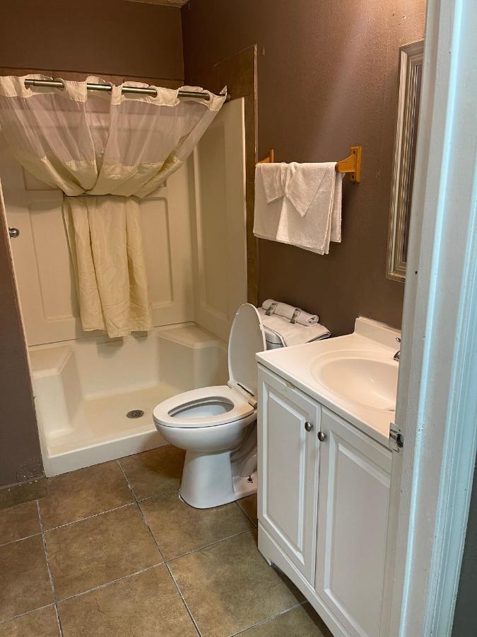 Live In Lodge Lithia Springs — photo 8