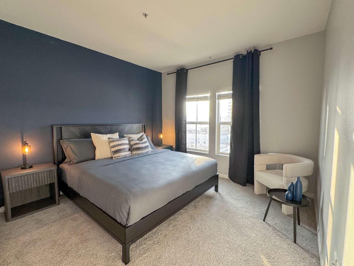 Bright & Spacious in Iconic LA Neighborhood Free parking - 10mins to Cedars - 2