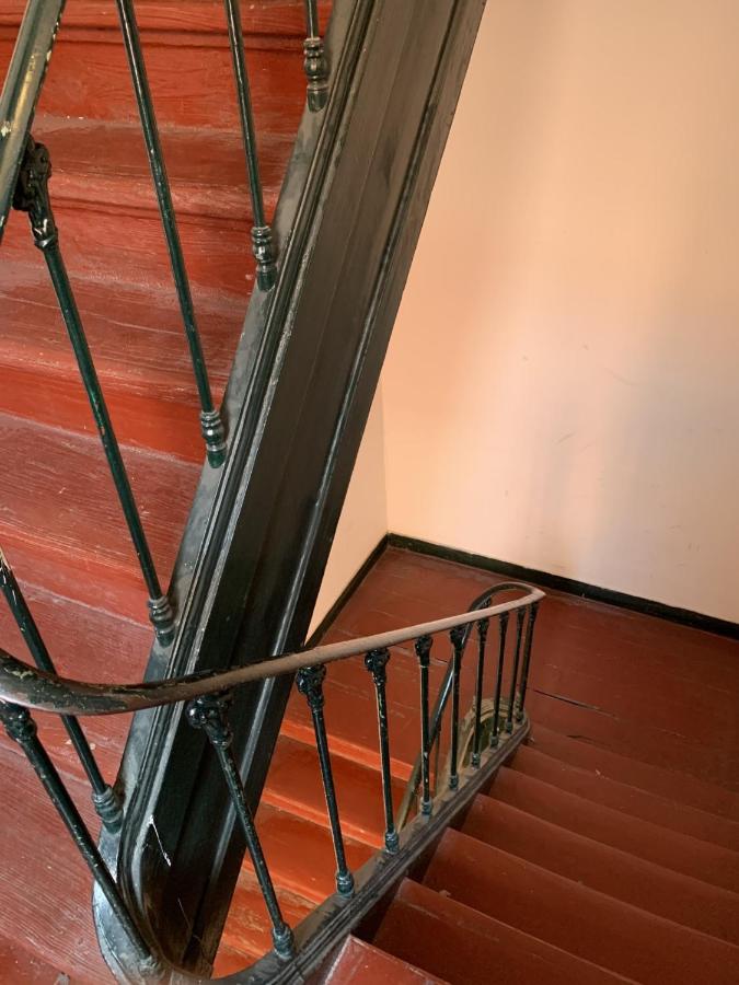 Historical Center, Large 2 Bedroom Apartment, Bright & Stylish - 4