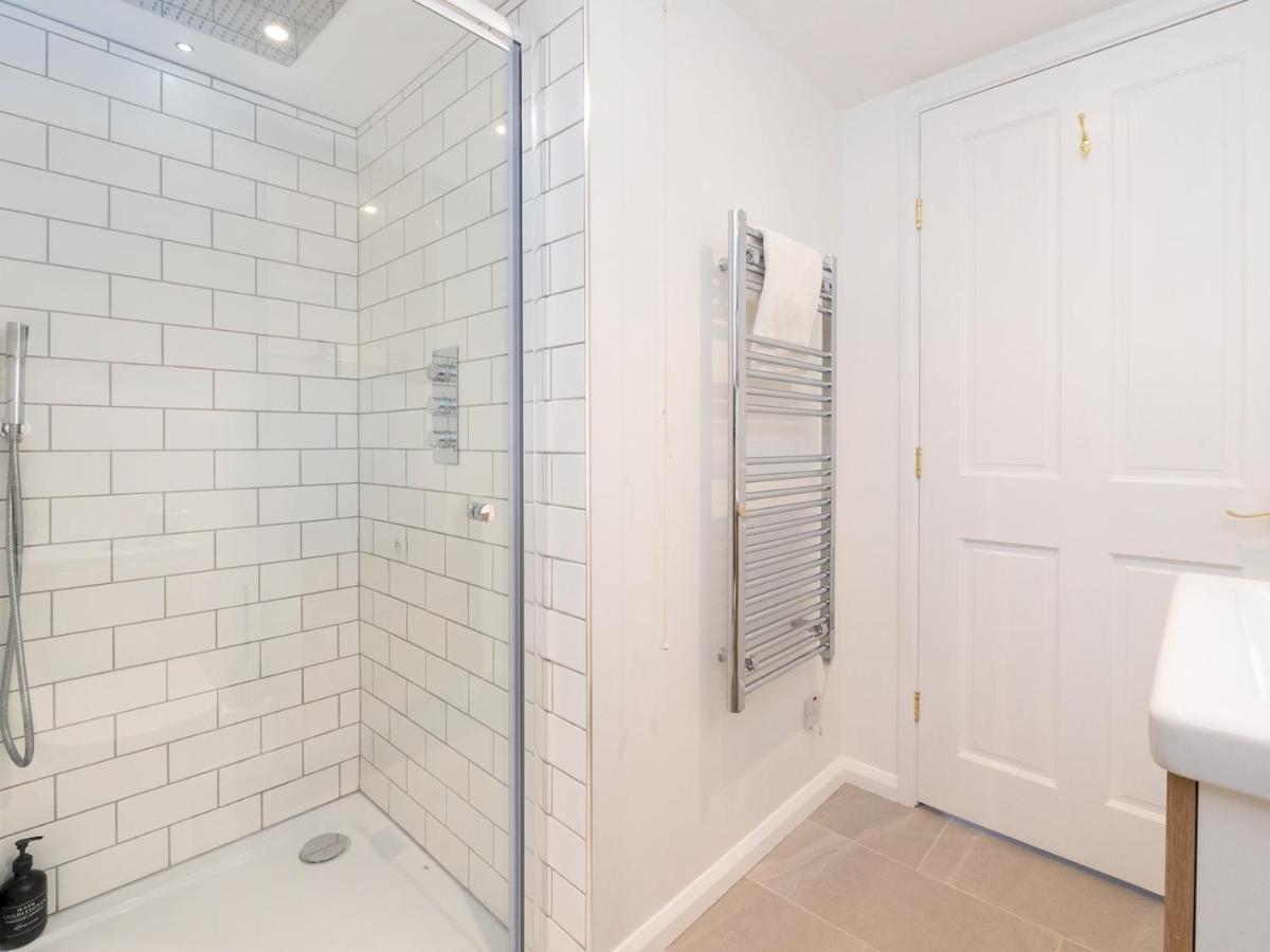 Stylish One Bed Apartment close to the city centre - Pass the Keys - 3