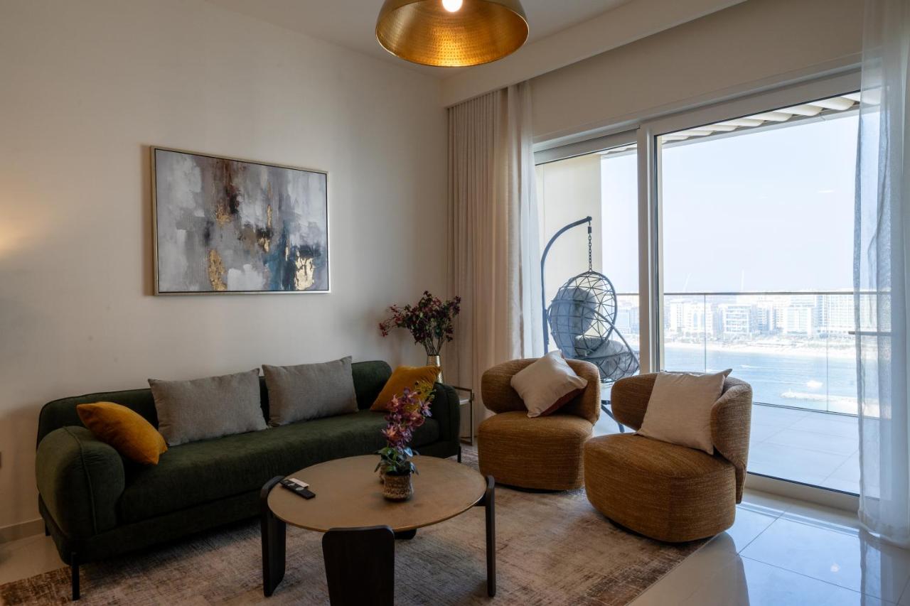 Homes Beyond I Modern 2BR Getaway with Beach Access