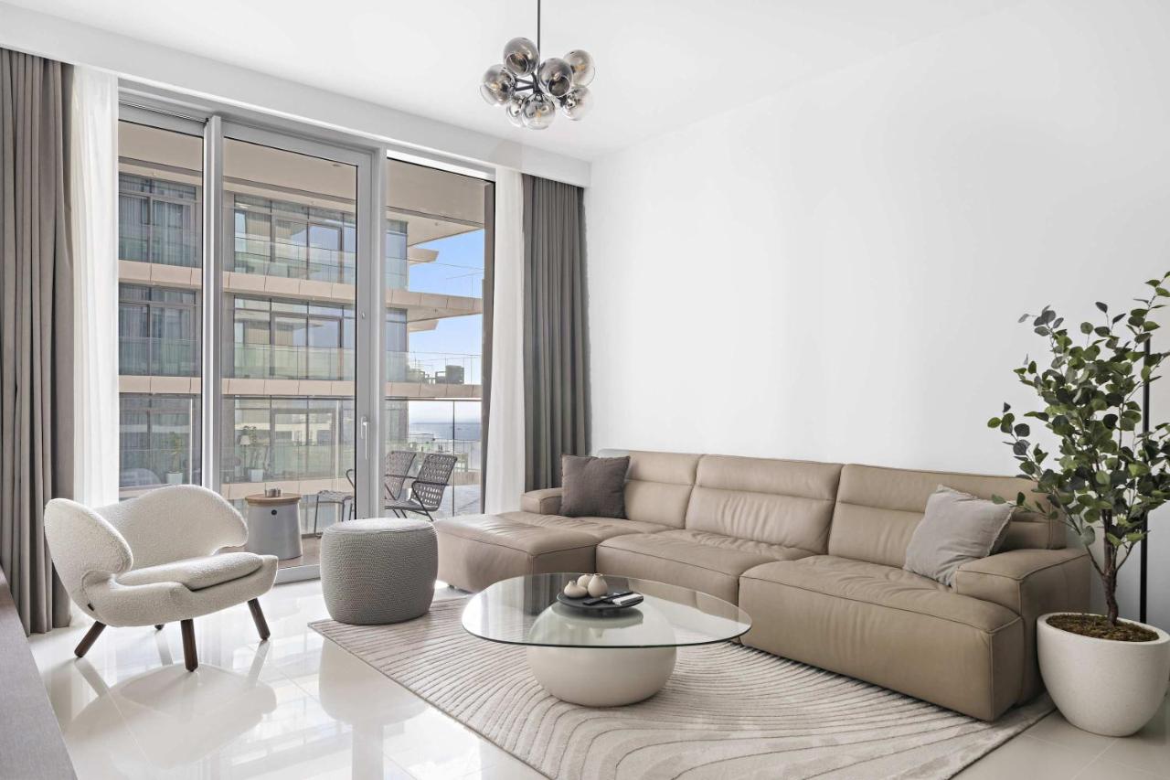 Silkhaus Vacation Homes Sea View Family Escape in Tower with Private Beach - 3