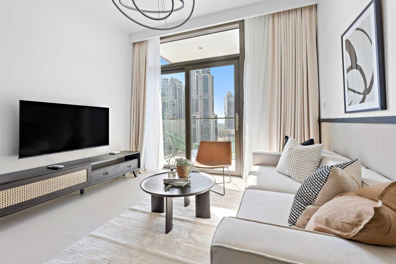 Silkhaus Vacation Homes Upscale 1BR near Burj Khalifa with Balcony - 5