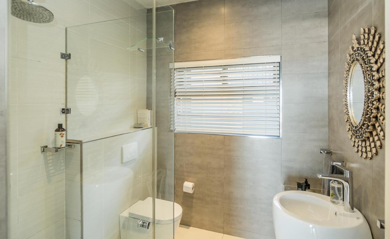 BALI SUITE in Camps Bay - 3