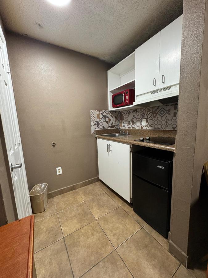 Live In Lodge Lithia Springs — photo 12