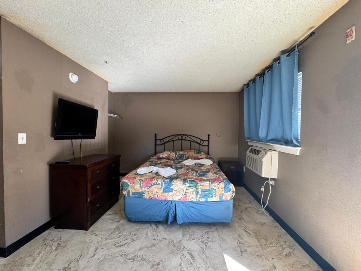 Live In Lodge Lithia Springs — photo 17
