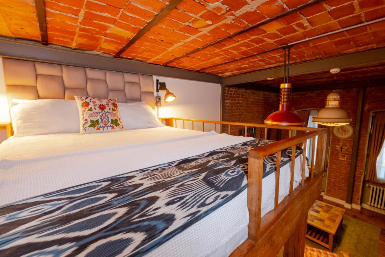 Cihangir Apartments - 2