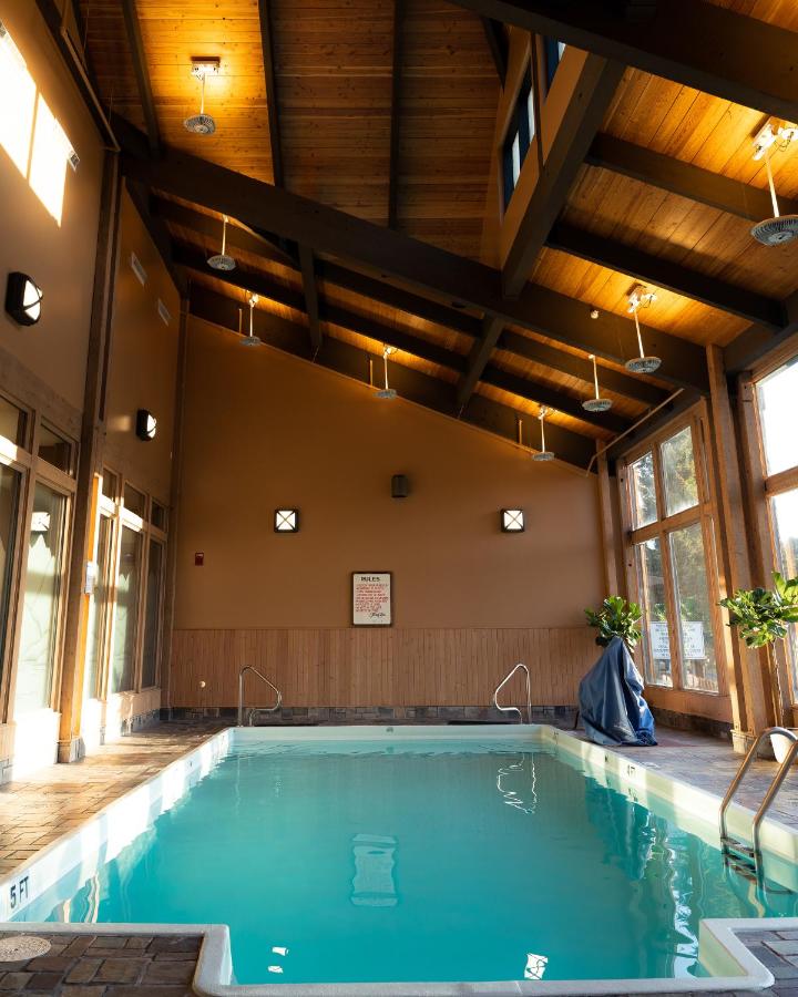 Grouse Mountain Lodge — photo 3