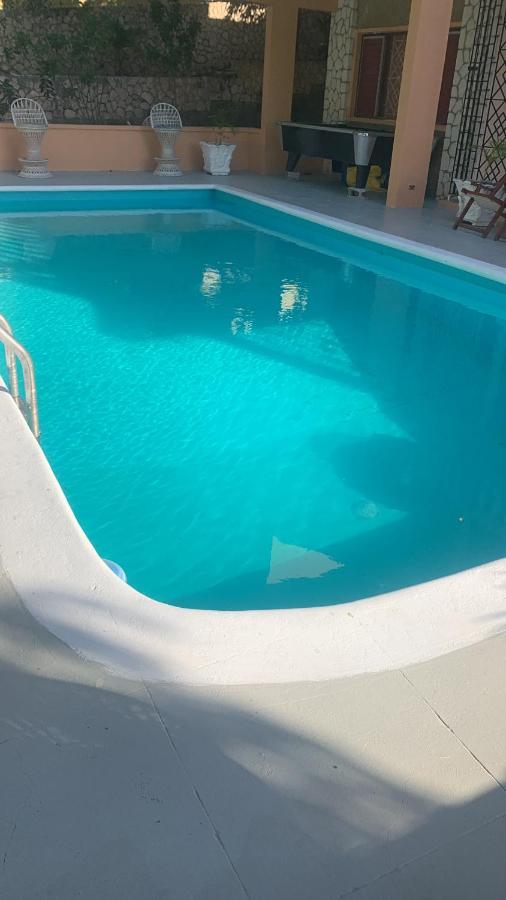 N&APalace Ocean views 2 bedroom suites