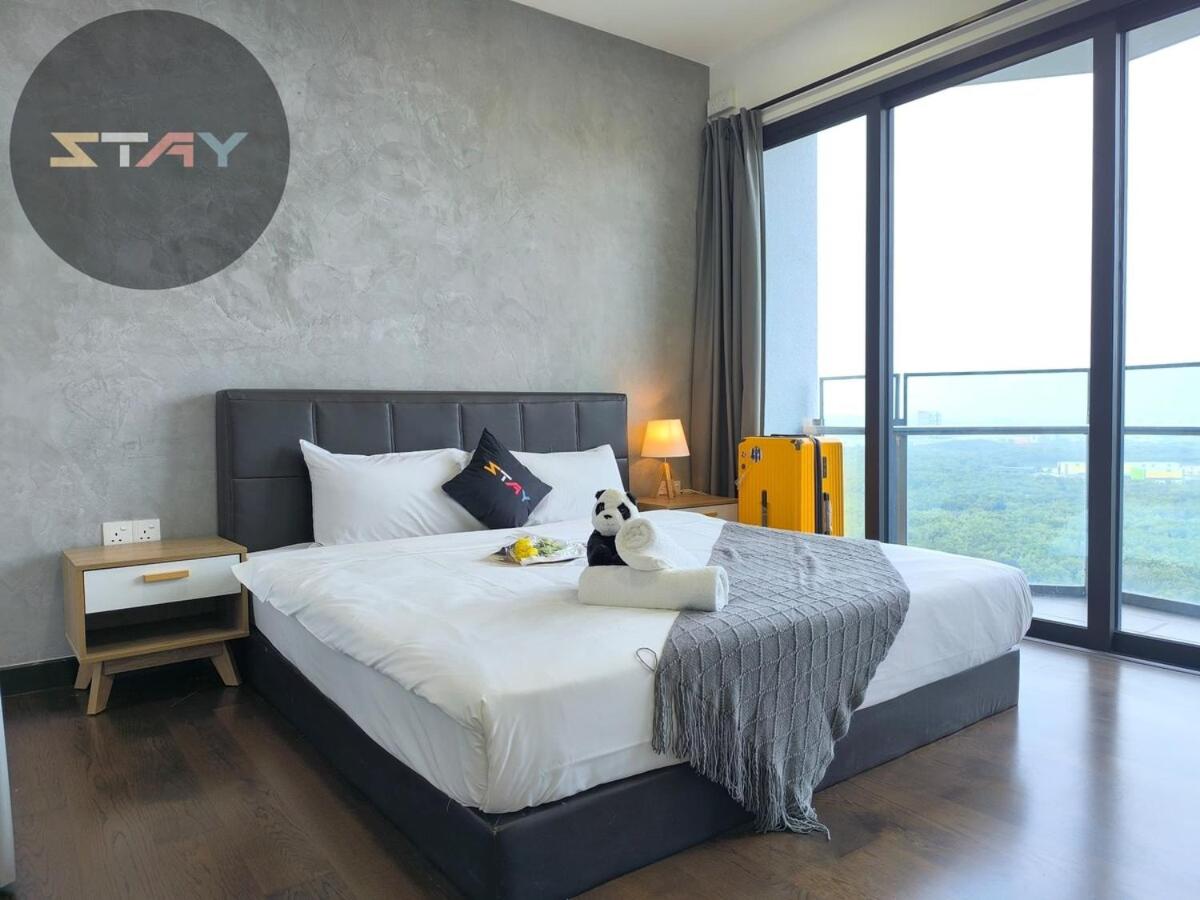 Almas Cozy Couple Escape Netflix 100mbps By STAY