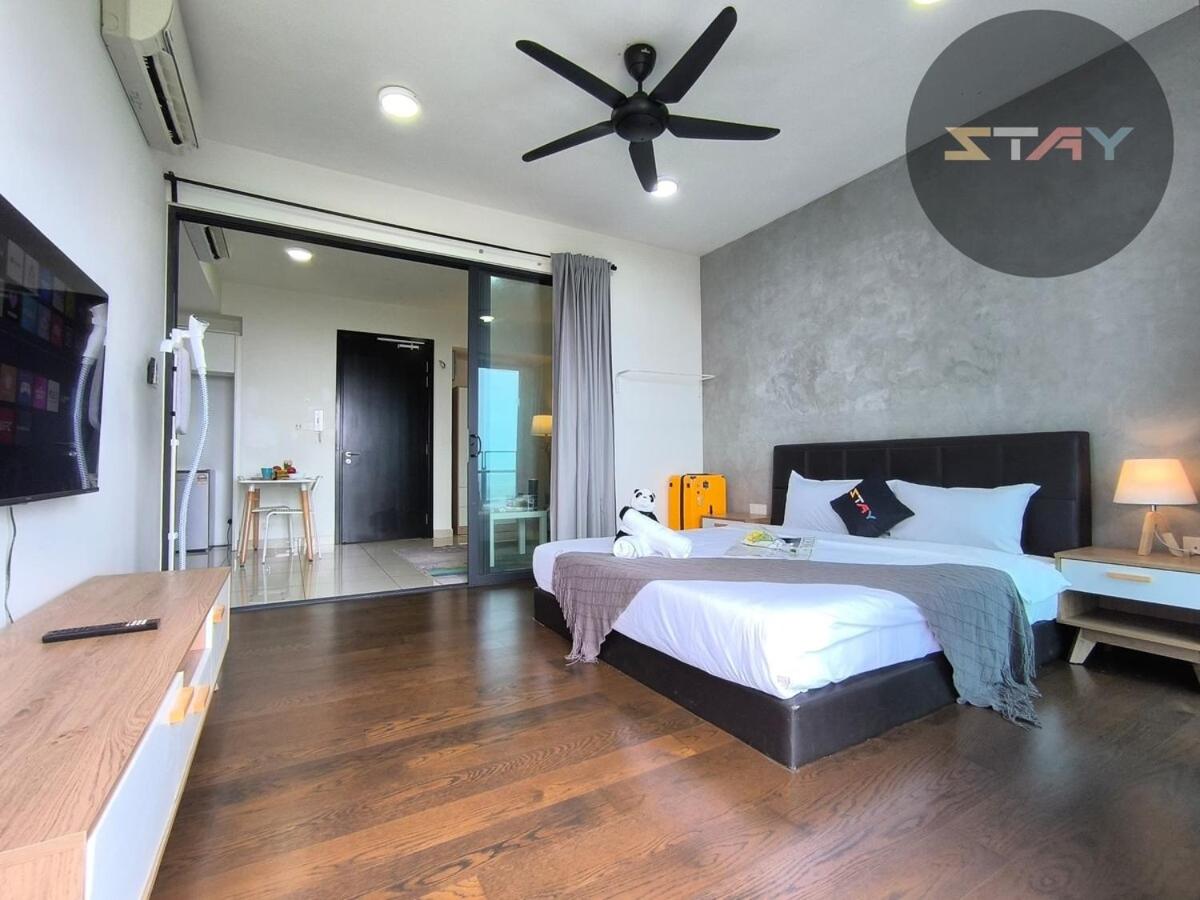 Almas Cozy Couple Escape Netflix 100mbps By STAY - 2