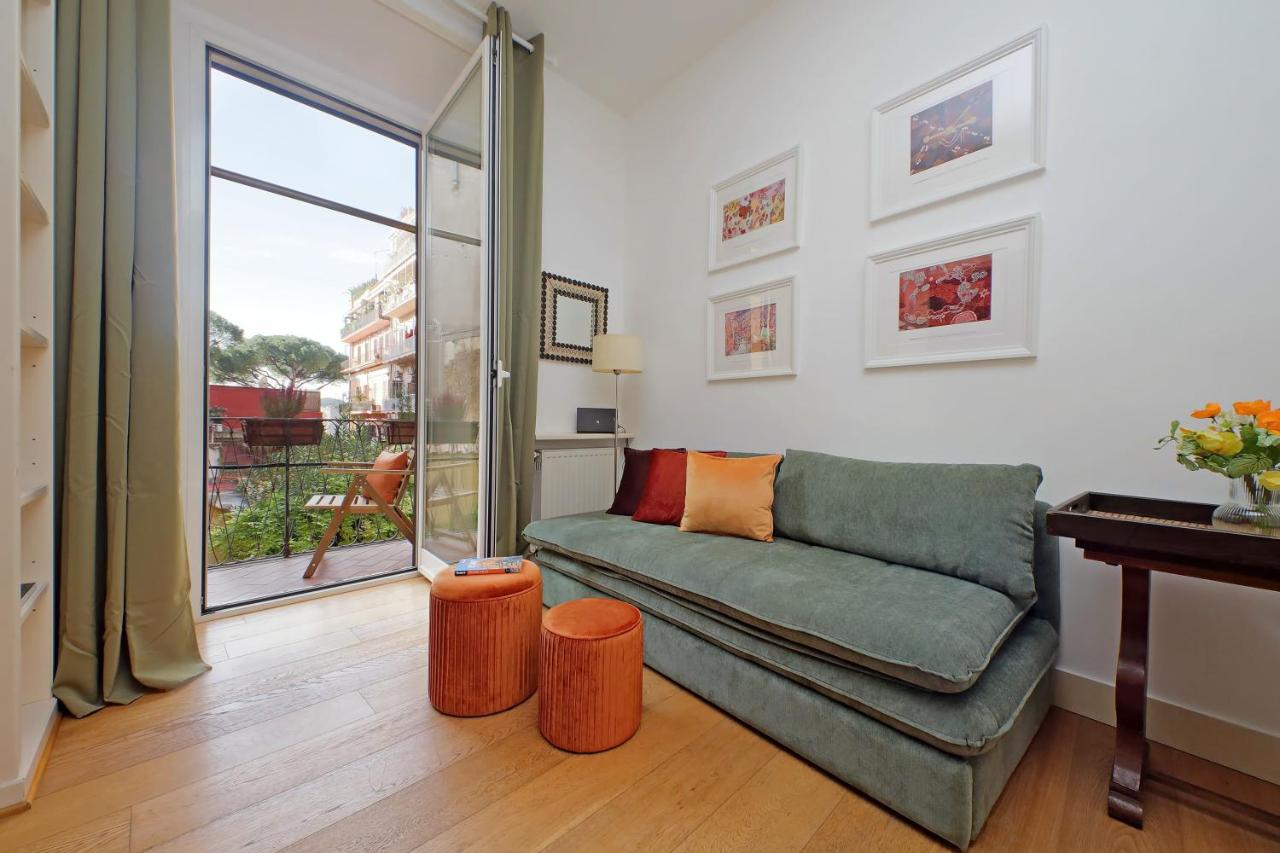 Balcony al Colosseo by Luxury Getaways