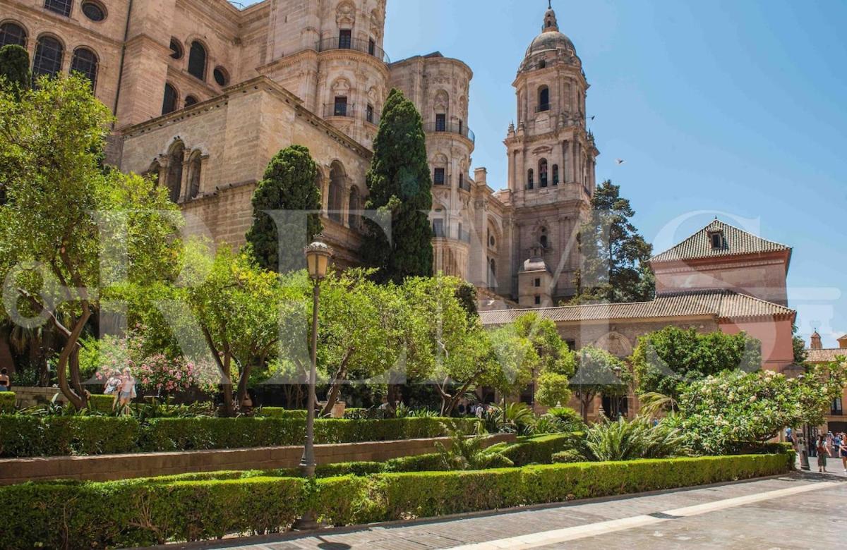 Apartment with parking and patio - Center by REMS - 3