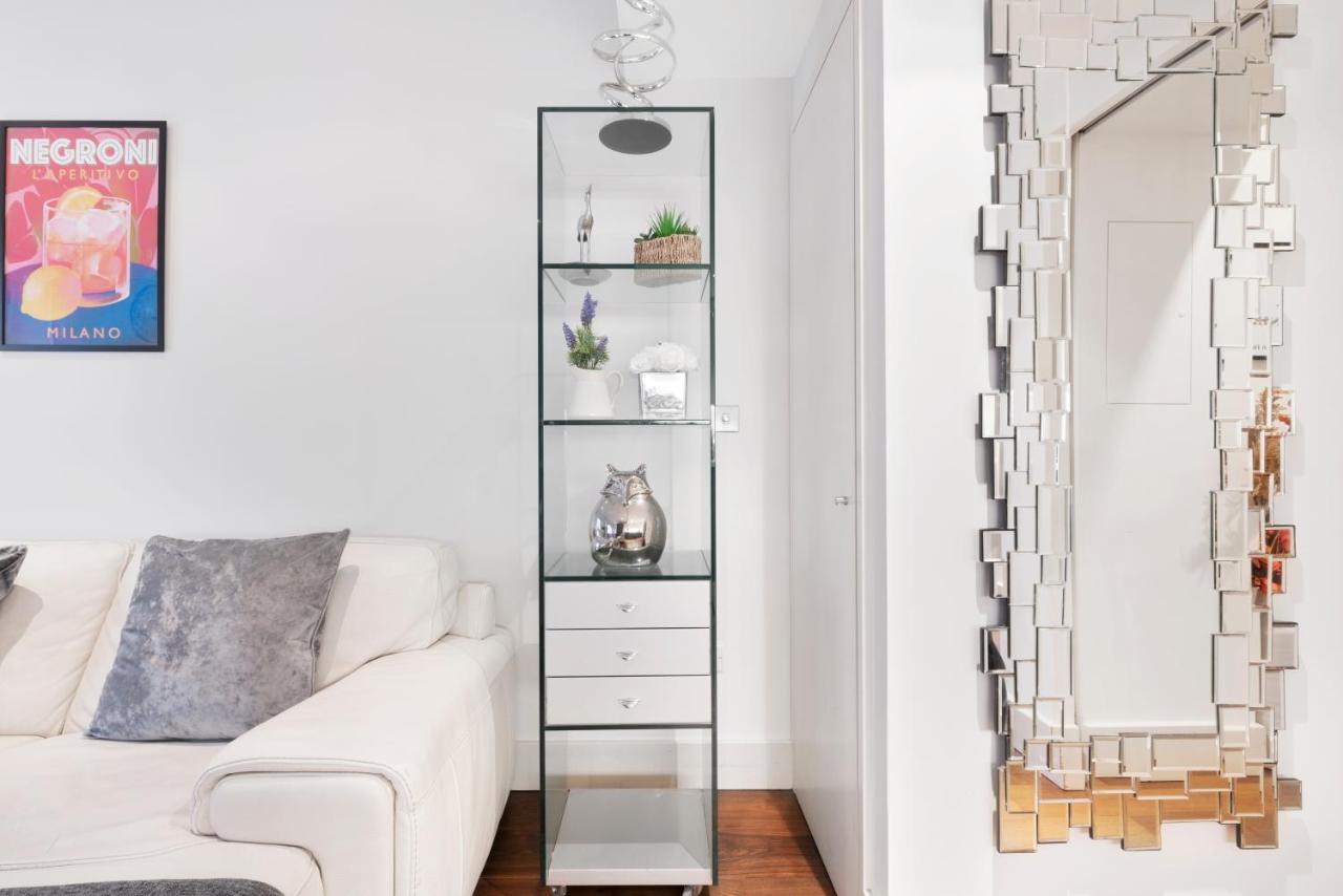 3 Bed Apartment- Mayfair - New Bond Street - 3