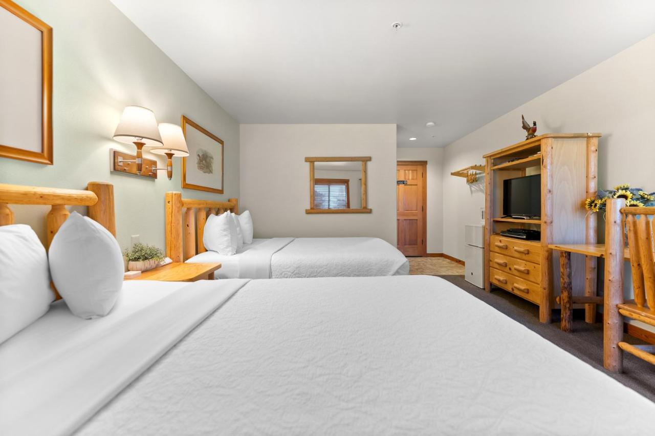 Mt Gardner Inn — photo 24