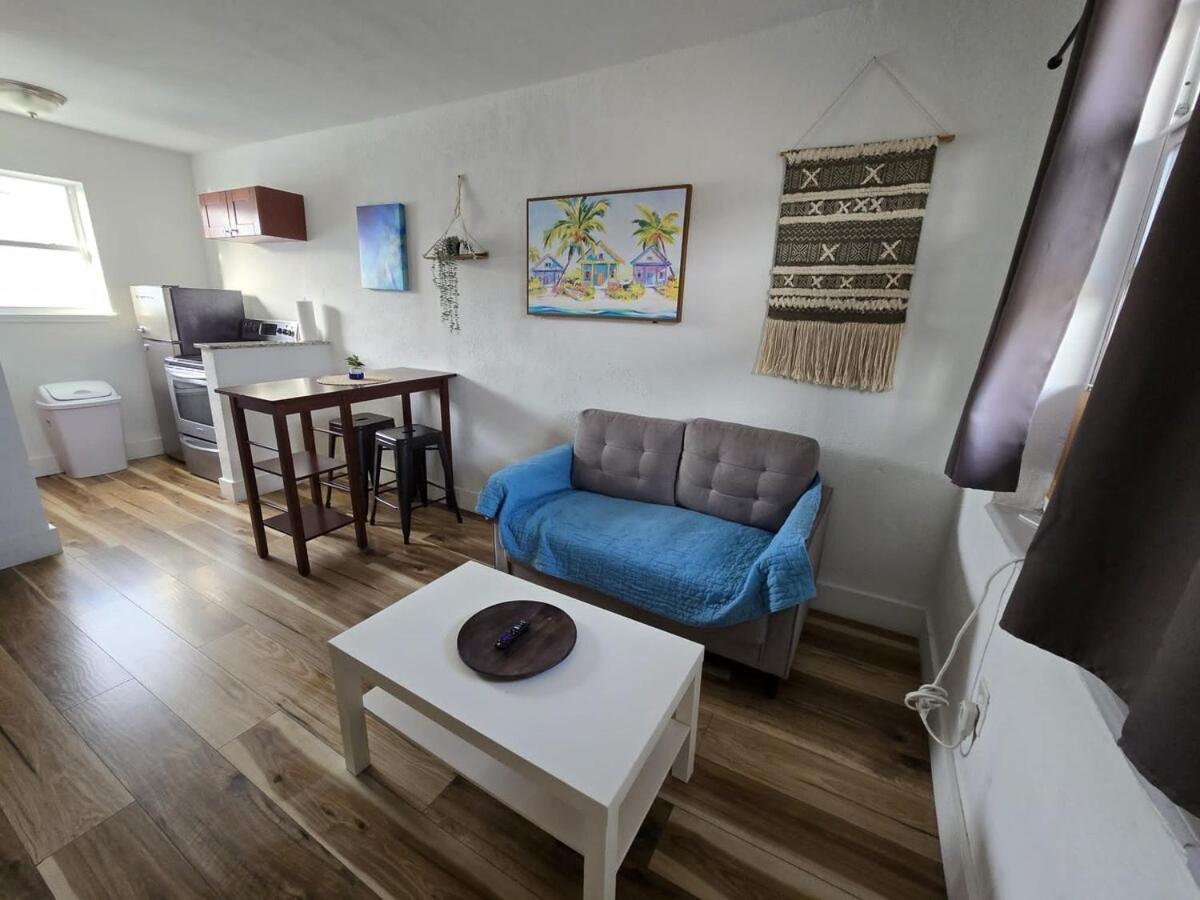 Cozy Place Near Design District - 4 - 4