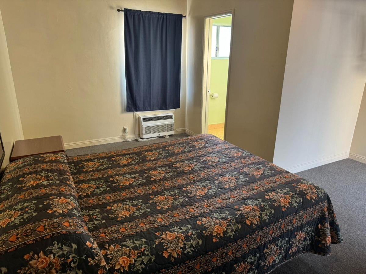 El Rancho Motel — photo 11