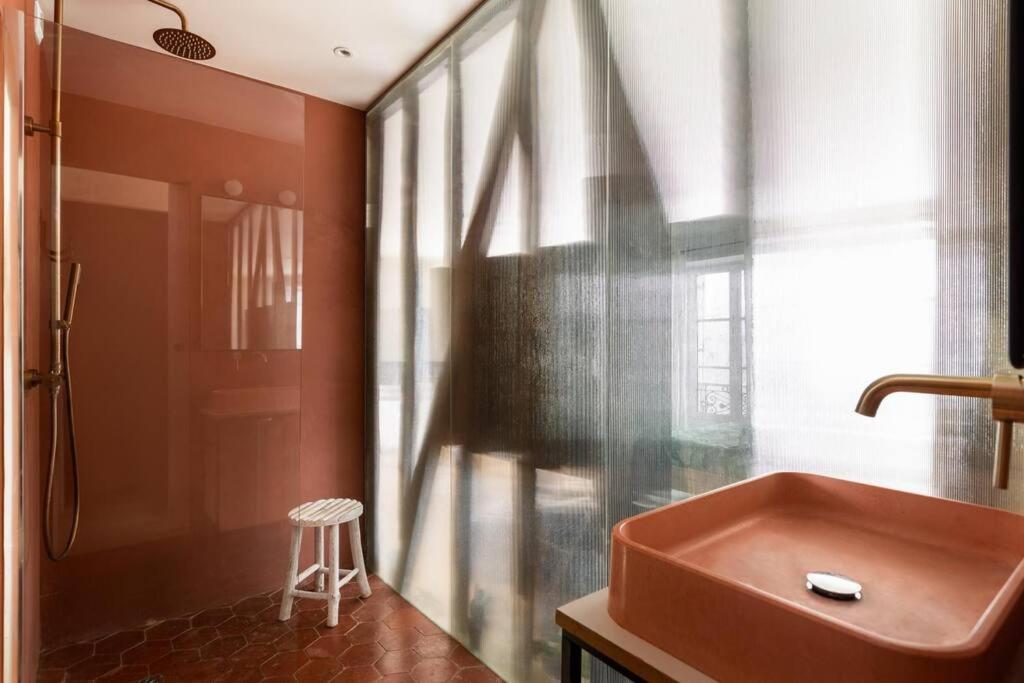 Amazing flat in an amazing Montmartre street - 3