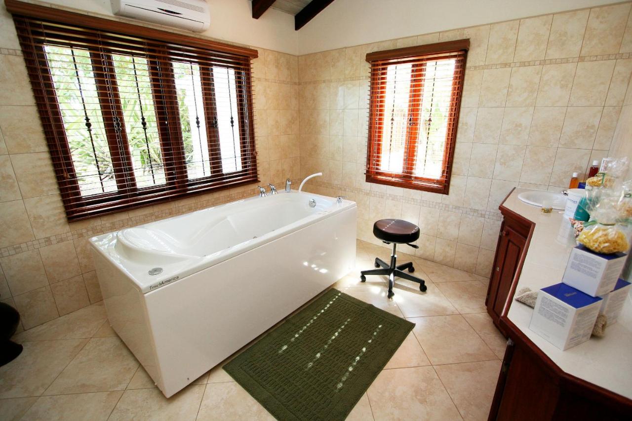 Spa hotel: Sugar Cane Club Hotel & Spa
