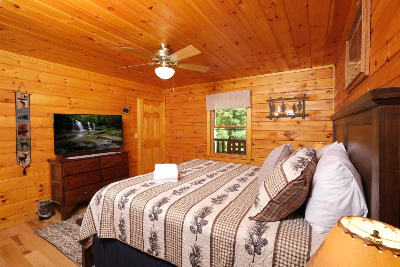 Paytons Place Cabin — photo 15